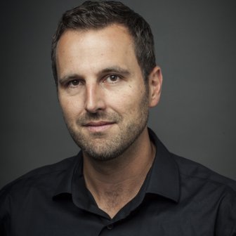 صورة المؤلف تود هنرى صورة المؤلف تود هنرى